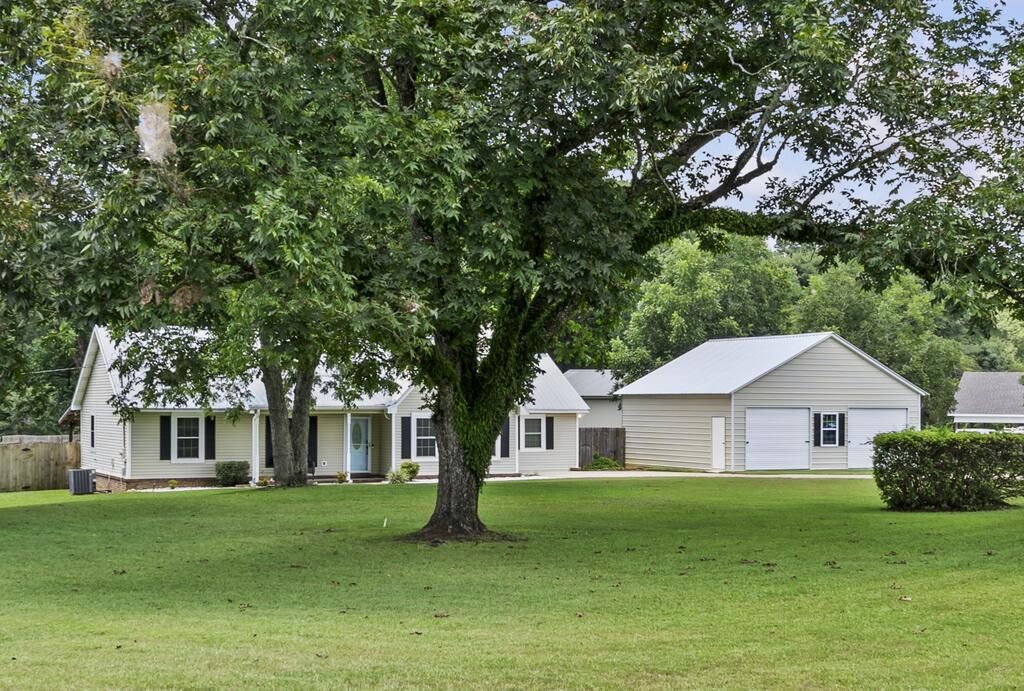 1416 W Cook Road, Dothan, AL 36301