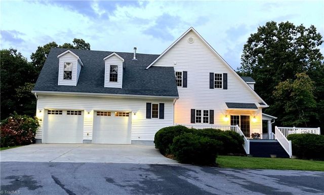 284 Hendren Road, Moravian Falls, NC 28654