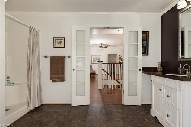 284 Hendren Road, Moravian Falls, NC 28654