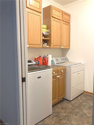 284 Hendren Road, Moravian Falls, NC 28654