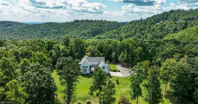 284 Hendren Road, Moravian Falls, NC 28654