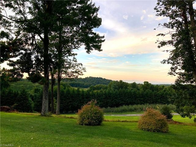 284 Hendren Road, Moravian Falls, NC 28654