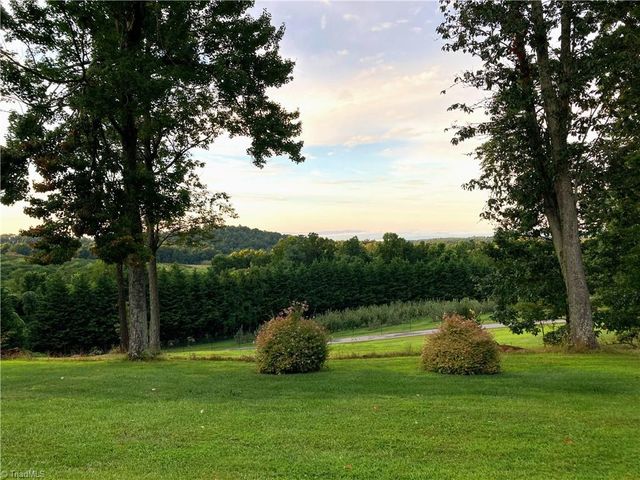 284 Hendren Road, Moravian Falls, NC 28654