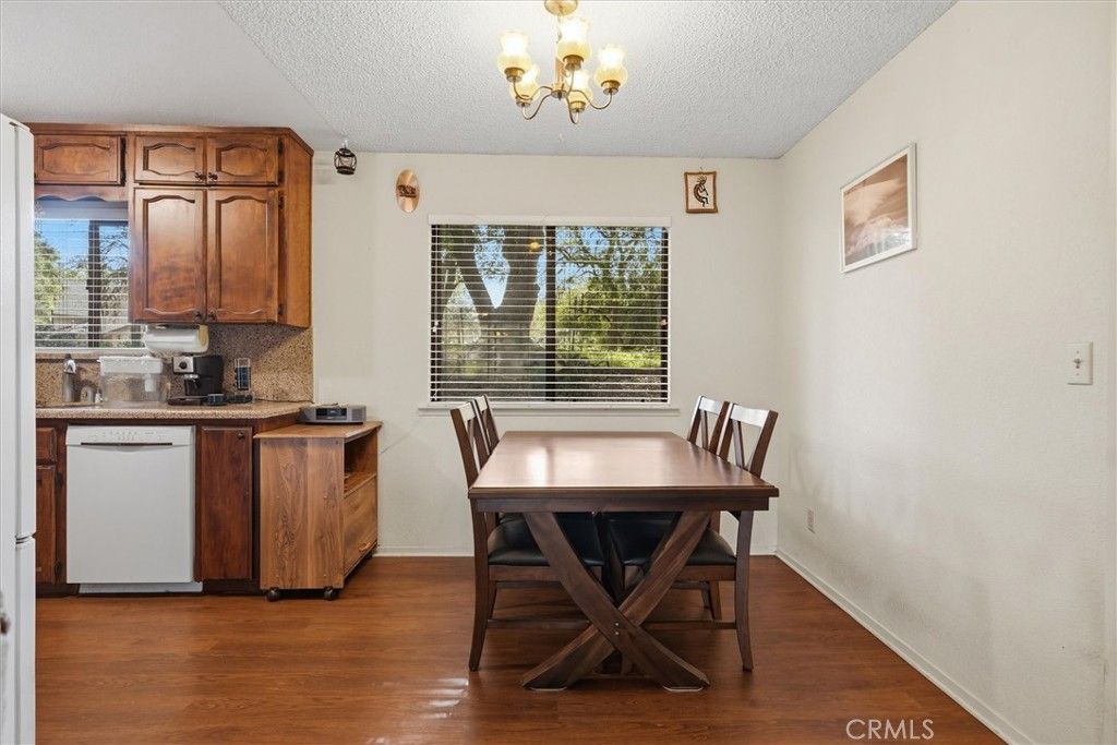 Image 13 of property listing at 28911 Gray Squirrel, Coarsegold, CA 93614