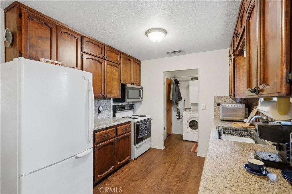 Image 15 of property listing at 28911 Gray Squirrel, Coarsegold, CA 93614