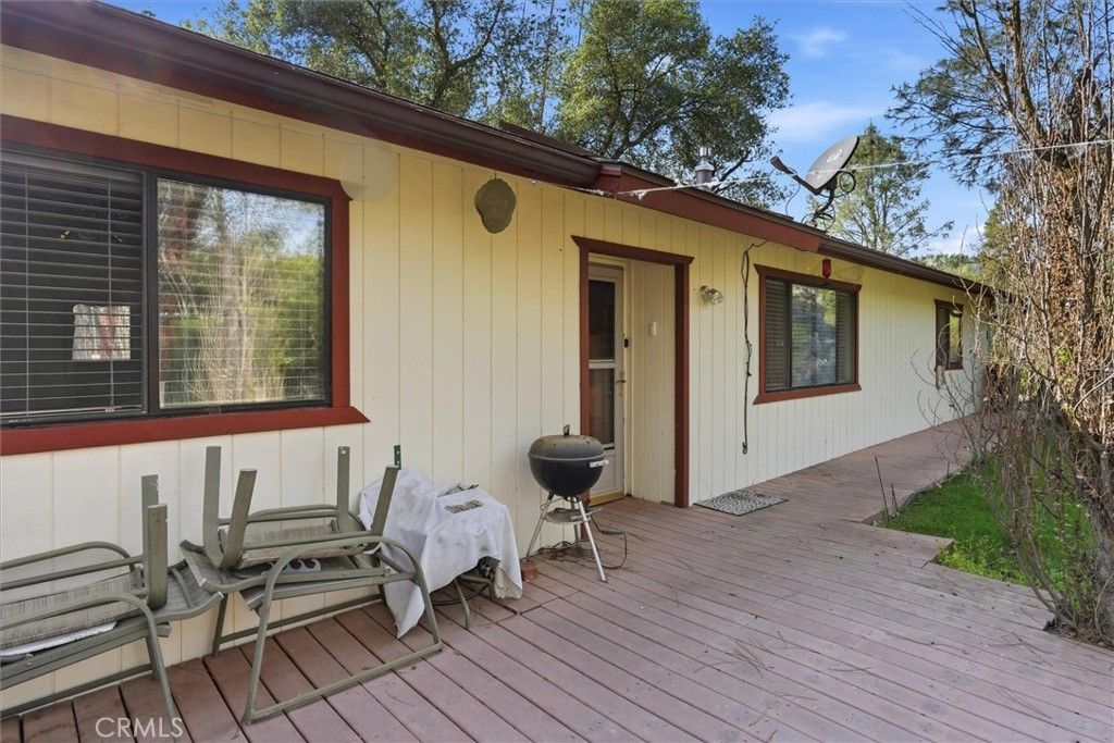 Image 29 of property listing at 28911 Gray Squirrel, Coarsegold, CA 93614