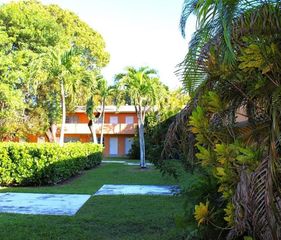 9760 SW 184th St 12D, Cutler Bay, FL 33157