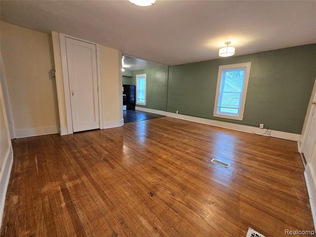 111 Ballard Street, Ypsilanti, MI 48197