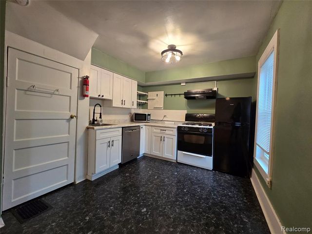 111 Ballard Street, Ypsilanti, MI 48197