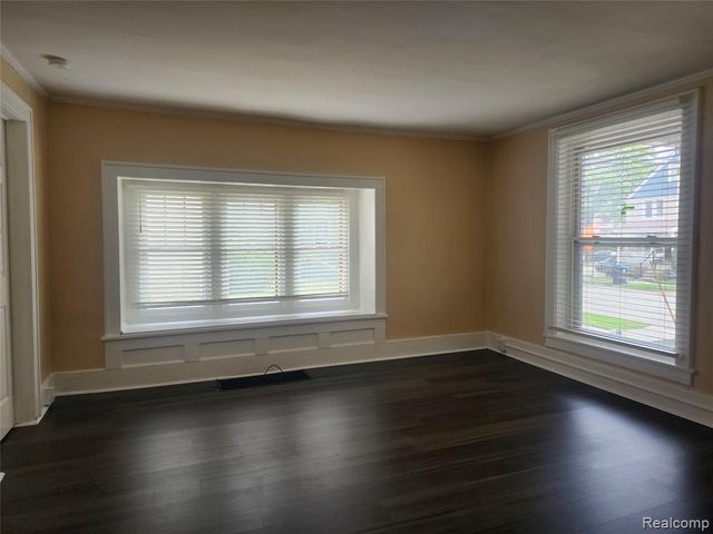 111 Ballard Street, Ypsilanti, MI 48197