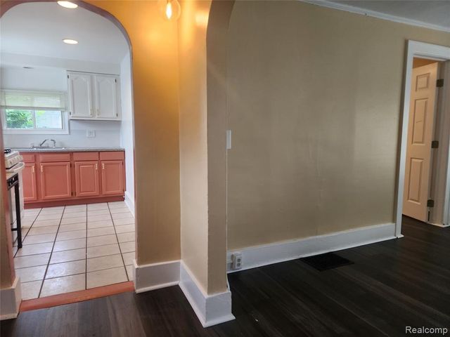 111 Ballard Street, Ypsilanti, MI 48197