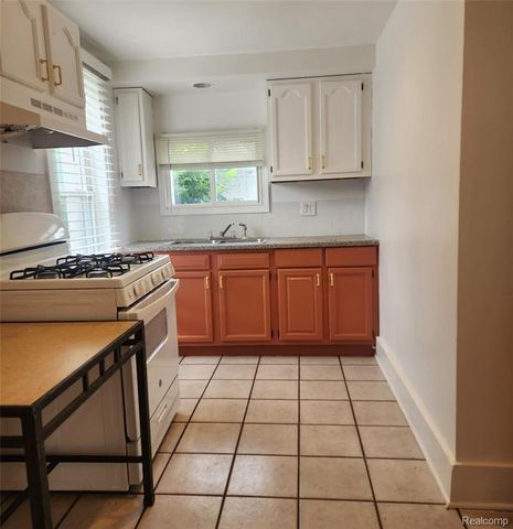 111 Ballard Street, Ypsilanti, MI 48197