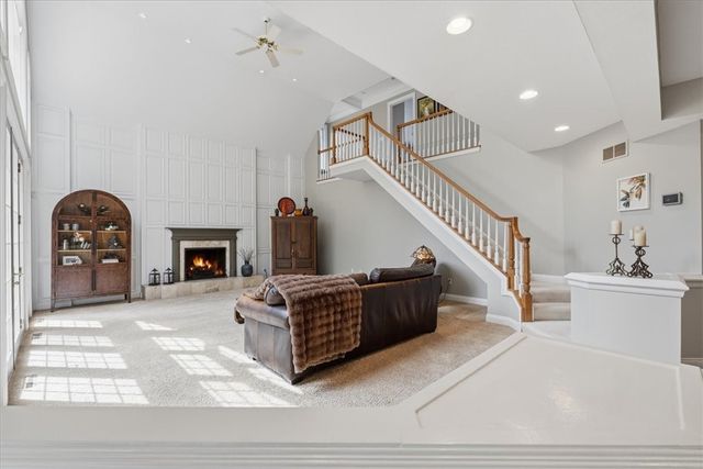 117 Lyndhurst Cir, Pine Twp, PA 15090