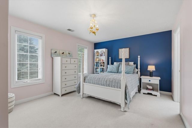 117 Lyndhurst Cir, Pine Twp, PA 15090
