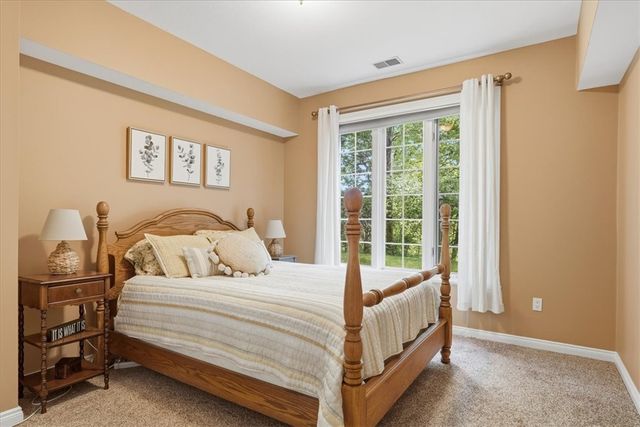 117 Lyndhurst Cir, Pine Twp, PA 15090