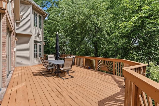117 Lyndhurst Cir, Pine Twp, PA 15090