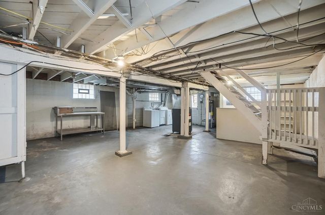 3307 Cardiff Avenue, Cincinnati, OH 45209