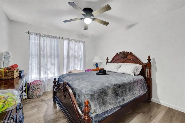 227-225 Cape Coral PKWY E, Cape Coral, FL 33904