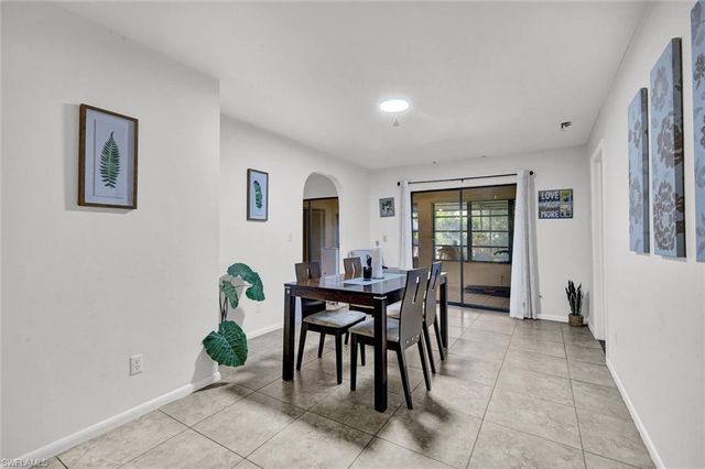 227-225 Cape Coral PKWY E, Cape Coral, FL 33904
