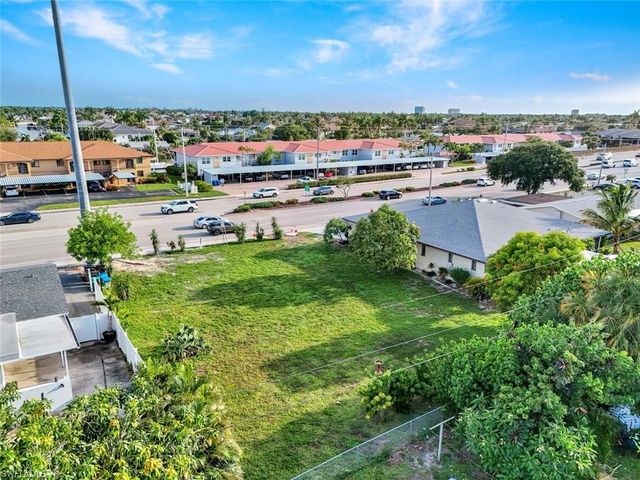 227-225 Cape Coral PKWY E, Cape Coral, FL 33904