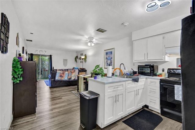 227-225 Cape Coral PKWY E, Cape Coral, FL 33904