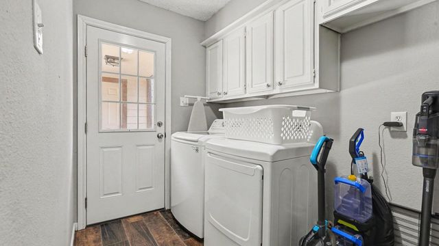 705 Meadowlark Lane, Baytown, TX 77521