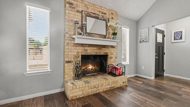 705 Meadowlark Lane, Baytown, TX 77521