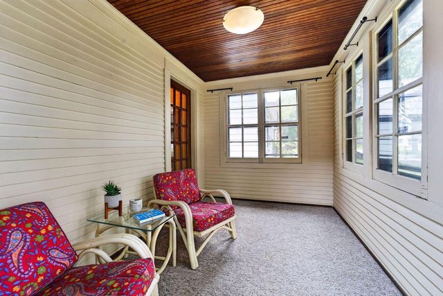 7039 W Stuth PLACE, West Allis, WI 53219