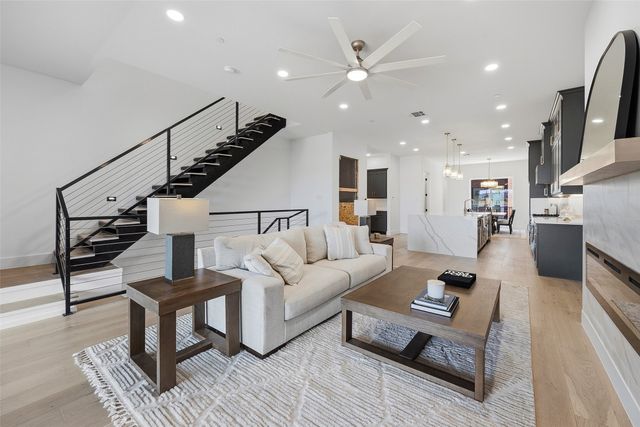 408 Vista Buena Trail, Fort Worth, TX 76111