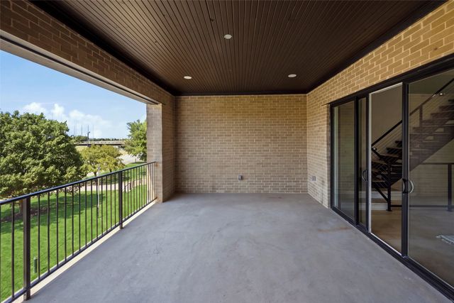 408 Vista Buena Trail, Fort Worth, TX 76111