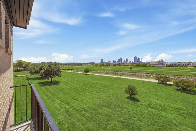 408 Vista Buena Trail, Fort Worth, TX 76111