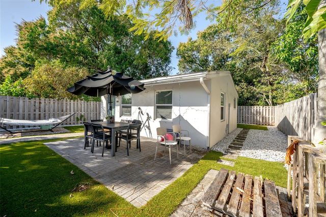 659 NE 32nd Street, Oakland Park, FL 33334