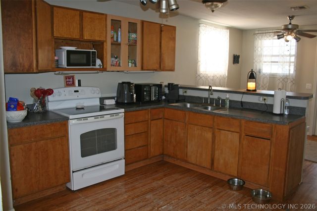 56 15th, Wilson, OK 73463