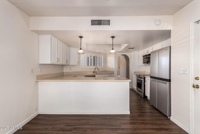 11845 N 40th Place, Phoenix, AZ 85028