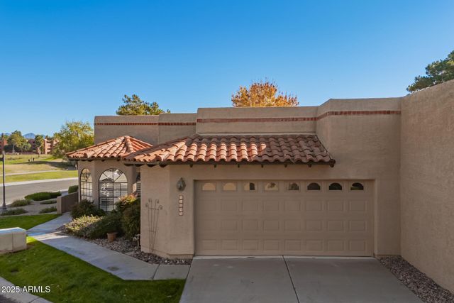 11845 N 40th Place, Phoenix, AZ 85028