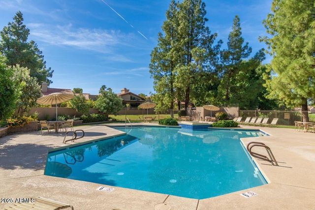 11845 N 40th Place, Phoenix, AZ 85028