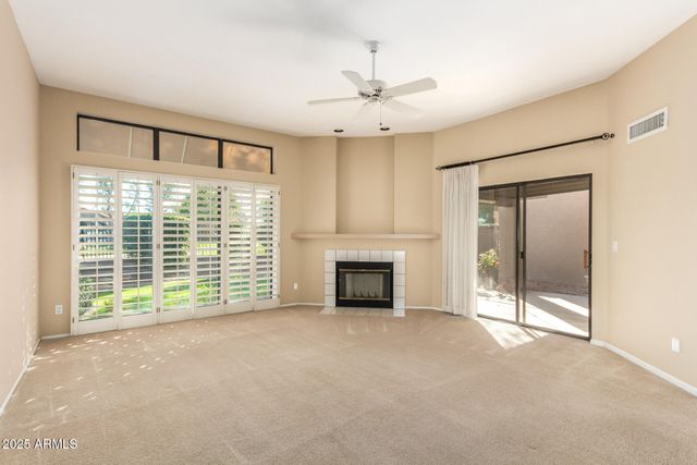 11845 N 40th Place, Phoenix, AZ 85028