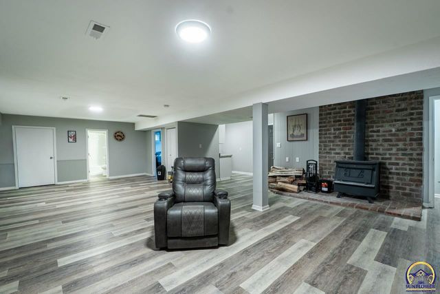 19531 US 75 HWY, Holton, KS 66436