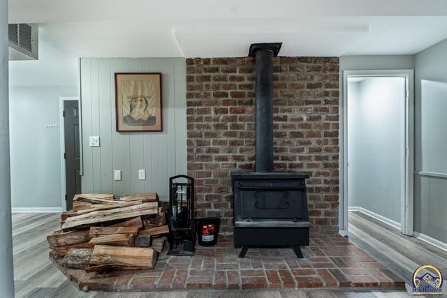 19531 US 75 HWY, Holton, KS 66436