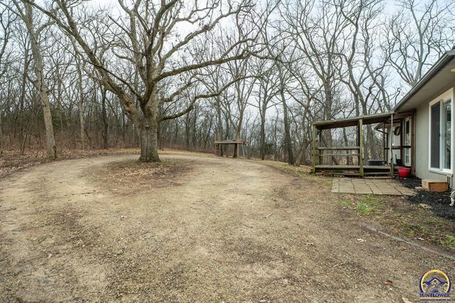 19531 US 75 HWY, Holton, KS 66436