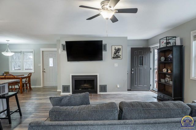 19531 US 75 HWY, Holton, KS 66436