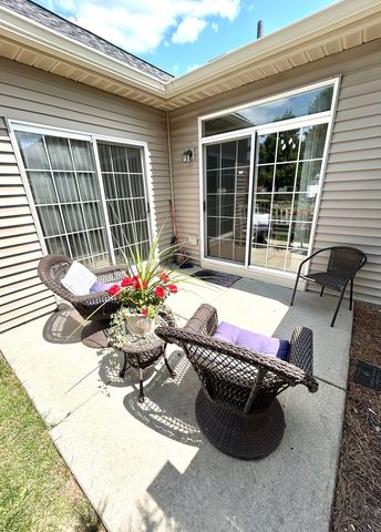 16123 Powderhorn Lake Way, Crest Hill, IL 60403