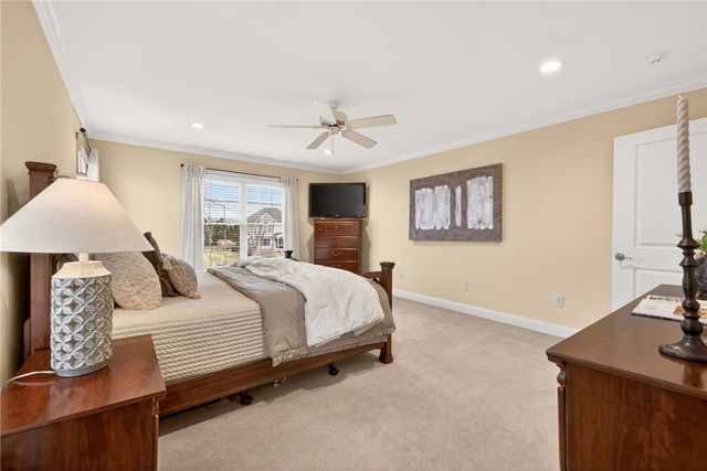 37 Amber Hill Drive, Pittsford, NY 14534