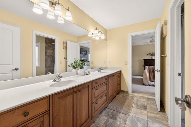 37 Amber Hill Drive, Pittsford, NY 14534