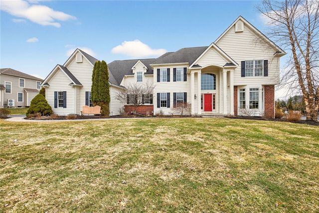 37 Amber Hill Drive, Pittsford, NY 14534