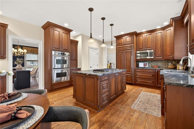 37 Amber Hill Drive, Pittsford, NY 14534