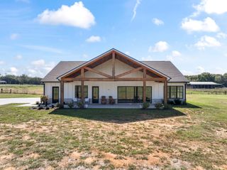 8685 Cainsville Pike, Lascassas, TN 37085