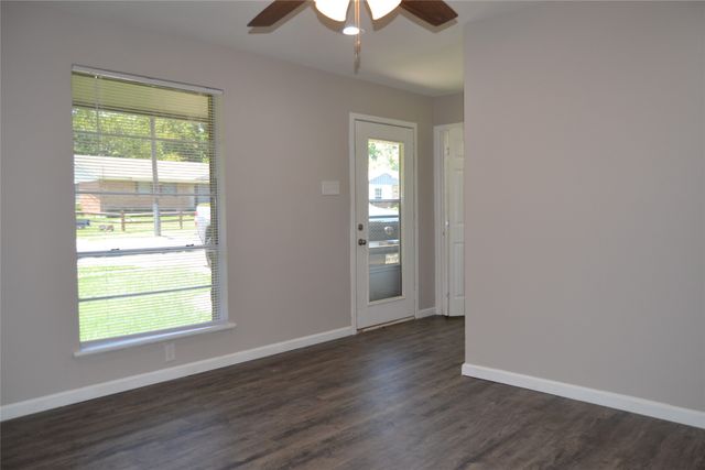 601 Hillside Drive, Sherman, TX 75090