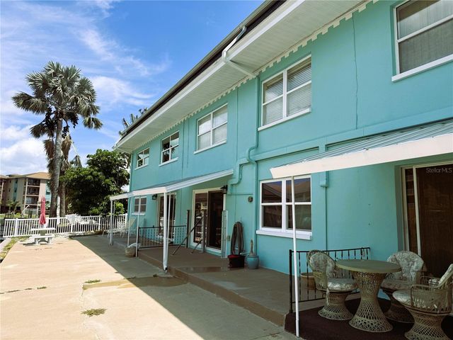 11440 1ST STREET E 2, Treasure Island, FL 33706