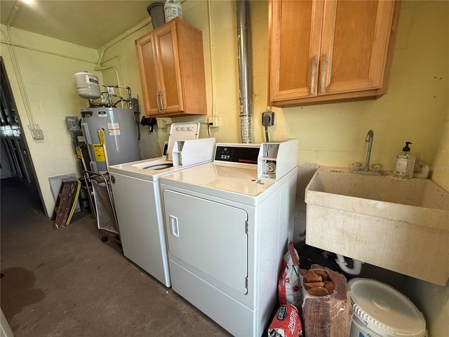 11440 1ST STREET E 2, Treasure Island, FL 33706